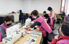포항시생활개선회 제작 수제마스크읍·면 농장 외국인 근로자에 전달