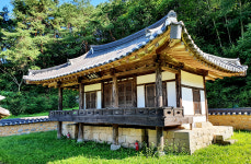 종택 정신 상징하는 누마루 사랑채의 충효고가(忠孝古家)