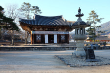 절제 속에서 빛나는 완강함… 전남 남원 실상사(實相寺)