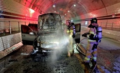 울릉도 와달리터널 내 차량 화재... 인명피해 없어