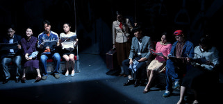 한국 뮤지컬의 전설 지하철1호선 눈길