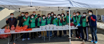 포항 연일읍행정복지센터, 새마을협의회와 삼계탕 나눔