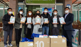 상주 샛별·새나라 어린이집, 홀몸 어르신에 겨울조끼 선물