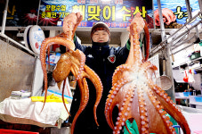 성실·정직 있는 한 죽도시장 전성시대는 계속됩니다