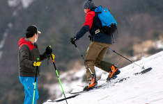 울릉도 자연 설(雪)에서 산악스키를…3월 말까지 산악스키 즐긴다.