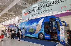 울릉독도홍보버스 탈바꿈…독도재단 찾아가는 독도홍보