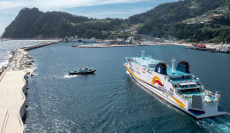 울릉도 해상교통 전천후시대 활짝…울릉썬플라워크루즈 시험운항성공