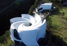 울릉도 세계적인 허니문리조트…코스모스 세계 최고호텔인증