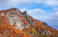 뛰어난 경관·풍부한 유적·편리한 교통이 만든 힐링 명소