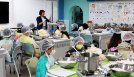 청송 안덕초, 한과 만들며 오감전달 릴레이