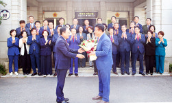 군위 박창석 의원, 대구시의회 첫 등원 환영해요