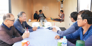 포스코이앤씨, 태양광 이동식 근로자 쉼터 운영