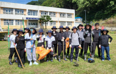 울릉도 잡초 무성한 폐교를 깨끗이…추석맞이 제초활동 전개