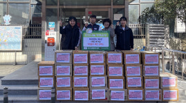 태극태권도 매호관, 제자들과 함께 라면 30박스 기탁