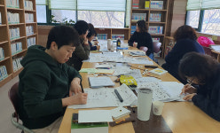 동네 사랑방 같은 작은 도서관의 매력