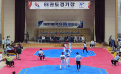 울릉도 선수단 경북도민체전 이틀째 첫메달…태권도ㆍ족구ㆍ테니스·배드민턴경기 출전