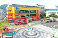 작지만 강한 도시 청송… 크게 펼치는 보편 복지 시스템