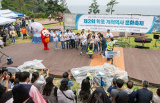울릉도 첫 마을 학포가 꾸민 큰 문화제…마을주민이 만든 학포개척역사문화축제