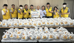 서부발전, 금오재가노인통합지원센터와 삼계탕 나눔