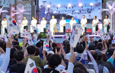 울릉도 오징어축제장 찾은 이상휘 국회의원…경로당 등 민생현상 방문, 여론청취