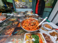 50여 점포에 반찬가게·분식점이 절반 상도동의 부엌 별칭