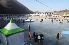 안동암산얼음축제 개막 첫 주말 10만 명 방문