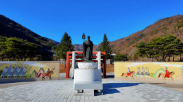 밀양 영산정사 성보박물관, 그리고 세계 최대의 와불