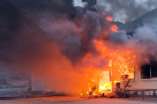 울릉도 게스트하우스 화재발생 건물전소…울릉119 출동 진화, 다행히 인명피해 없어