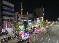 달구벌대로 수 놓은 연등 물결