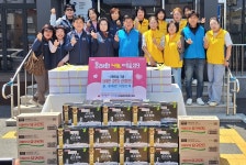포항 동해면, 가정의 달 맞아 어르신께 떡·음료 전달