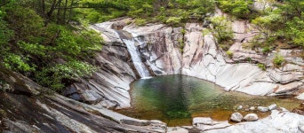 한여름에도 ‘오싹’ 뼛속 시원한 얼음골서 ‘신선놀음’ 어때요