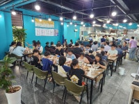 영주 휴천2동 지역사회보장협, 지역아동센터에 자장면 나눔