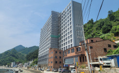 울릉도 첫 세계적 호텔체인 ‘라마다울릉’... 울릉크루즈와 상생발전 MOU