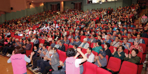 “노인이 행복한 의성” 흥겨운 공연·잔치에 어르신들 웃음꽃 활짝