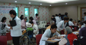 양산대 안경광학과 봉사동아리 요양원서 재능기부