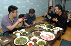 마천면 흑돼지식당 운영 방영호 사장