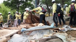 [화보] 밀양 송전탑 장동마을 농성장 철거 현장