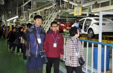 현대차 울산공장 신입사원 부모 공장견학