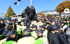 한중 FTA 통과…입도 벙긋 못한 경남 농민들