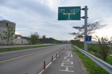 낙동강 자전거길 달려봤더니 그야말로 엉망