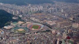 [그땐 그랬지]마산종합운동장과 한일합섬