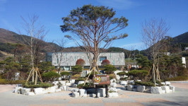 합천 테마파크에 팔괘로 조성