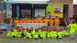 온갖 상 싹쓸이 김해신안초에 무슨 일이?