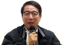 경남 찾은 정운찬, 경제문제 해결 자신