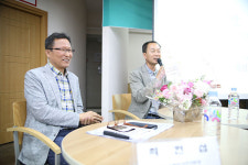 조선 고속도로 <통영로> 출판기념회 마산 창동서 열려