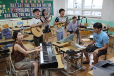 들리시나요, 교육을 노래에 담은 쌤들이