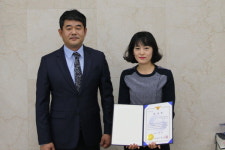 진주경찰서, 보이스피싱 예방 은행원에 감사장
