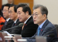 문재인 정부 시련의 겨울