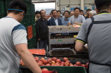 구인모 거창군수 당선인, 안동 농산물유통시설 견학