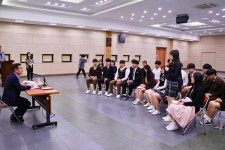 양산시장, 청소년과 함께 양산의 길을 찾다